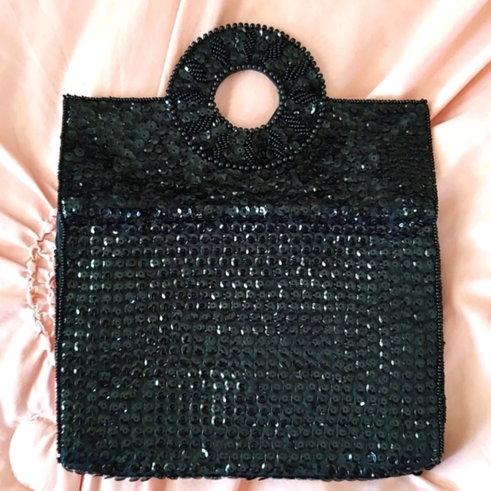 BLACK BEADED and SEQUIN EVENING CLUTCH. No Flaws.